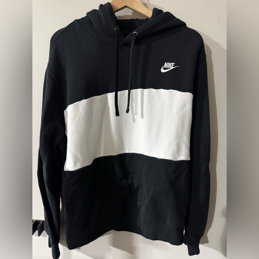 Men’s Nike French Terry Club Fleece Hoodie, Black/White, Sz L